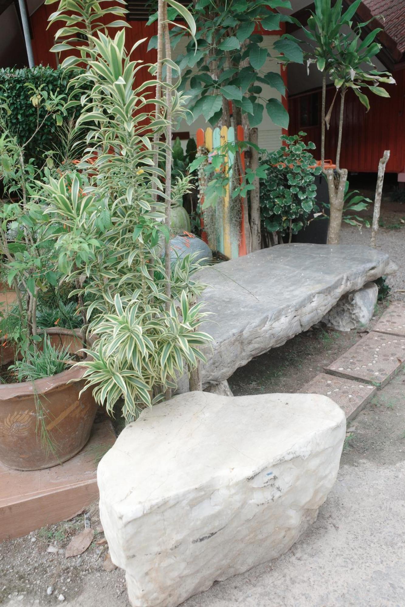 Haad Somboon House Hotel Bang Saphan Exterior photo